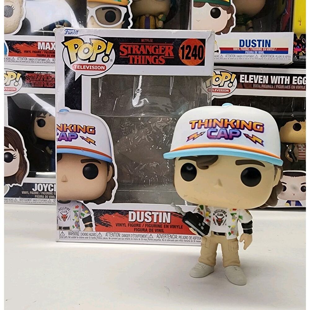 Funko Pop! Stranger Things: Dustin (#1240) Thinking Cap Hellfire Club Tshirt
